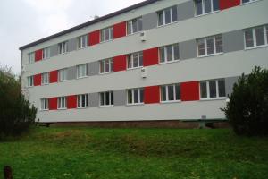 Mimoř&aacute;dn&eacute; opatřen&iacute; Ministerstva zdravotnictv&iacute; - uzavřen&iacute; &scaron;koly